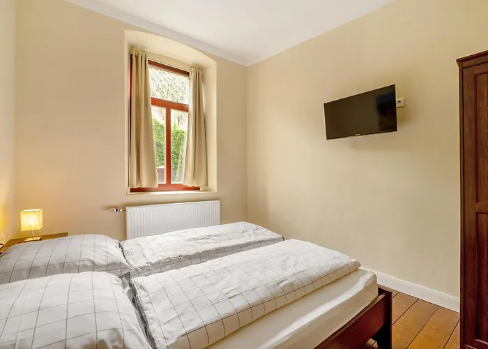 Alte Stadtvilla Am Weinberg 1 *